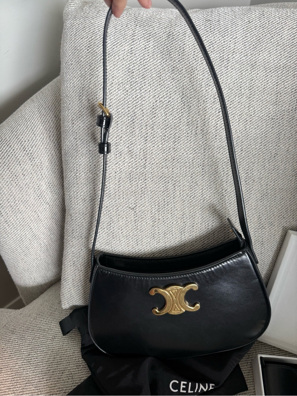 CELINE Black Triomphe Tilly Smooth Leather Shoulder Bag and Celine Wallet Bundle - Picture 11 of 11